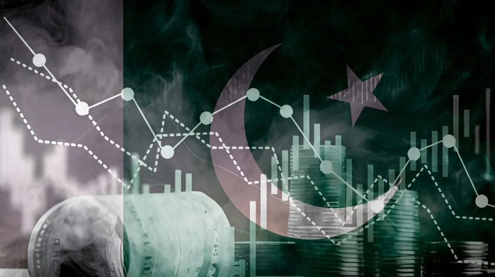 ProPakistaniPK's tweet card. Pakistan’s economy is expected to sustain its recovery in early FY2026, supported by improved macroeconomic fundamentals and rising investor confidence.
