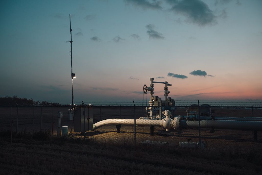 gilmcgowan's tweet card. Issue of oil and gas companies’ unpaid rent in Alberta is ‘intertwined’ with unpaid municipal taxes, cleanup bills: law professor