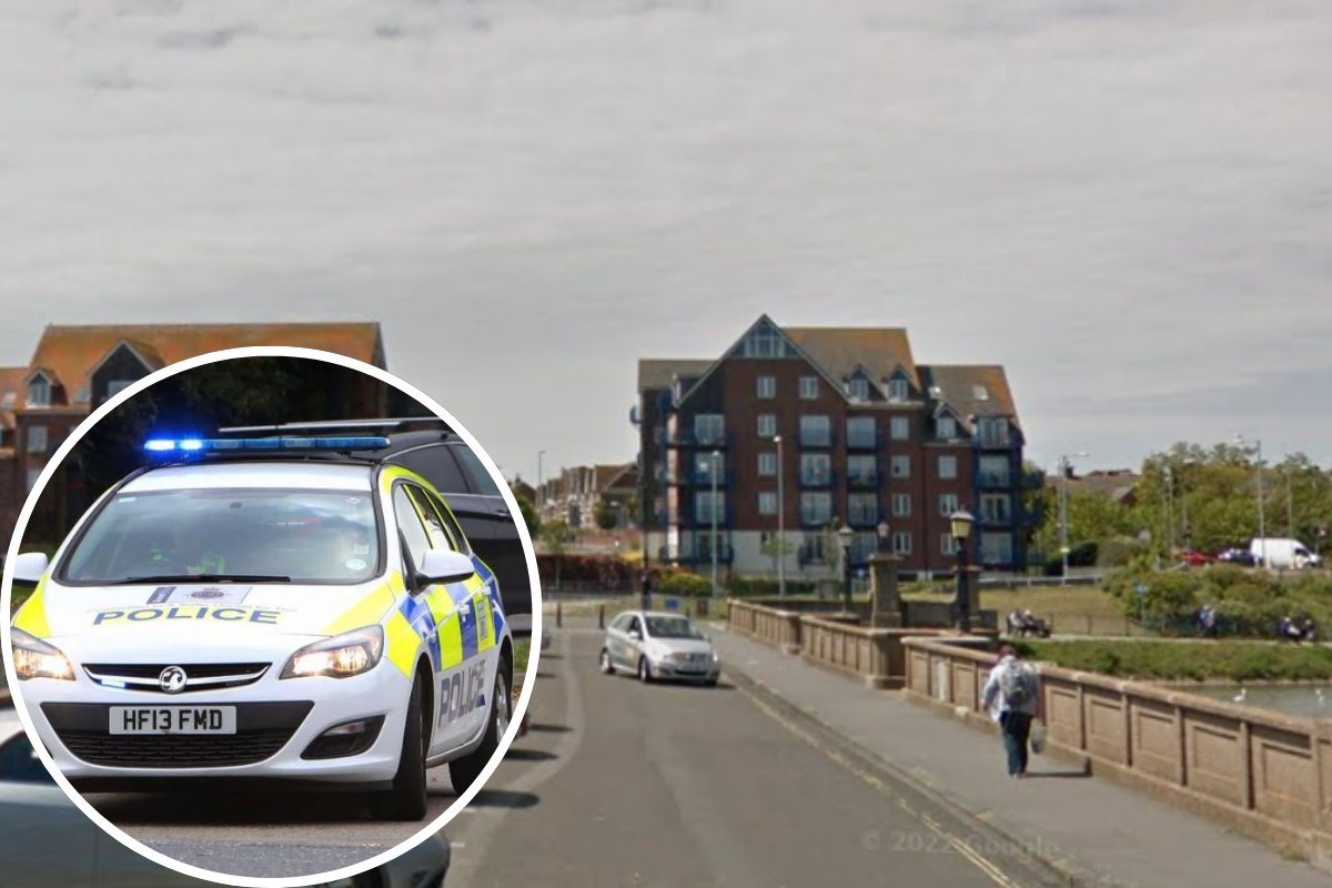 Dorsetecho's tweet card. A man has been seriously injured in an assault in Weymouth.