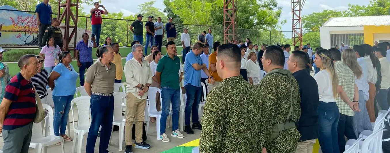 jflafaurie's tweet card. El creciente control de grupos delincuentes sobre zonas rurales del departamento caribeño ha desencadenado una ola de abigeato y amenazas sin precedentes. Autoridades civiles, militares y productores...