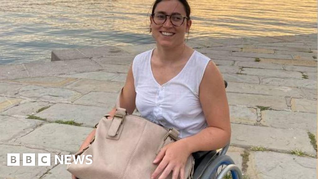 Madeinavalon's tweet card. Sofia Brizio, who lives in Cardiff, said she can spend four hours a day on "disability admin".