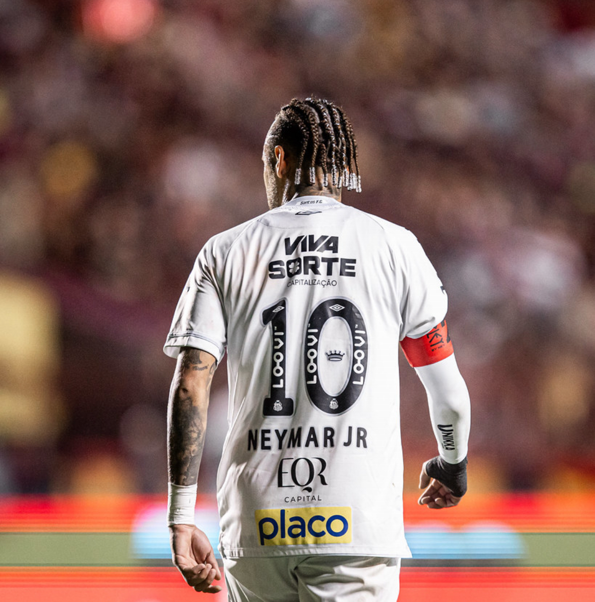diariodopeixe's tweet card. Cleber Xavier descarta poupar Neymar contra o Juventude: “Recuperação é total”