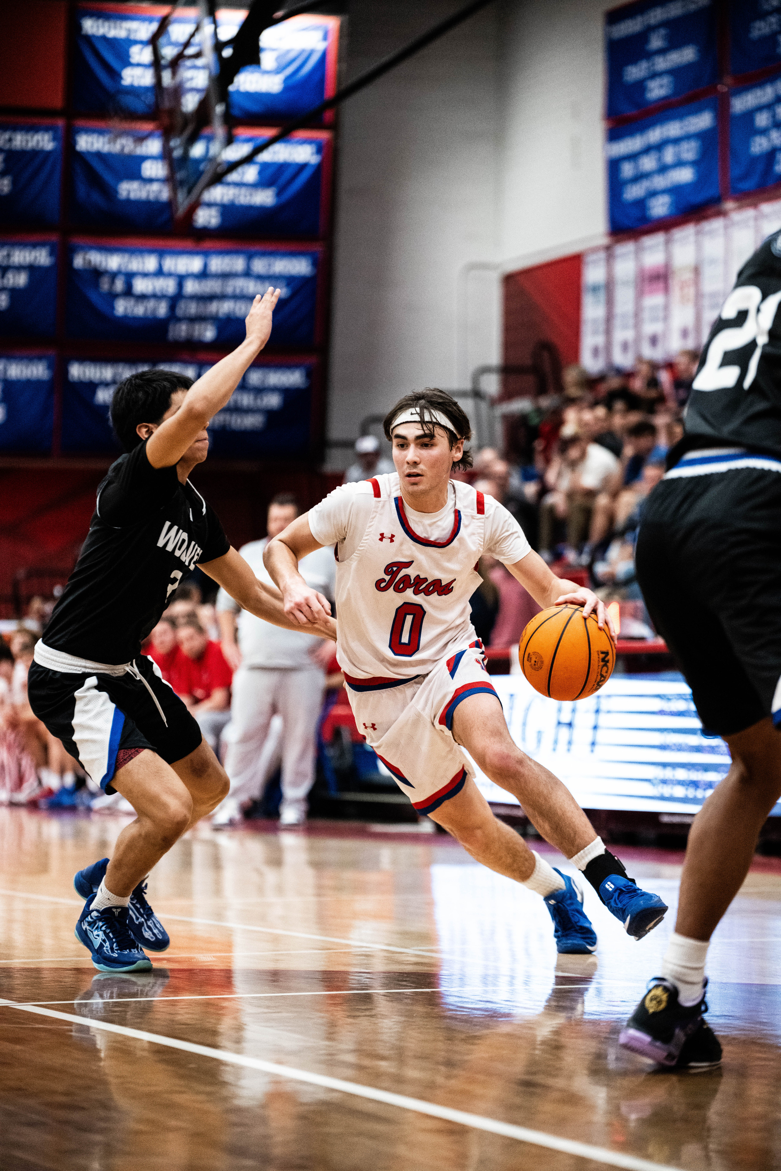 brysongundry1's tweet card. Last night, the 6A playoffs kicked off with 2 first round games. Cesar Chavez hosted Gilbert and Mountain View hosted Chandler, with the latter being extremely competitive and exciting. The two teams...