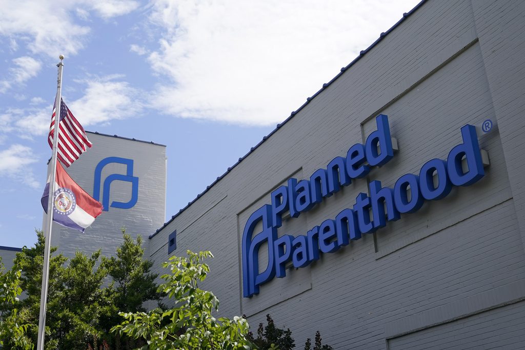 wbalradio's tweet card. A federal judge on Monday ruled Planned Parenthood clinics nationwide must continue to be reimbursed for Medicaid funding as the nation’s largest abortion provider fights President Donald Trump’s...
