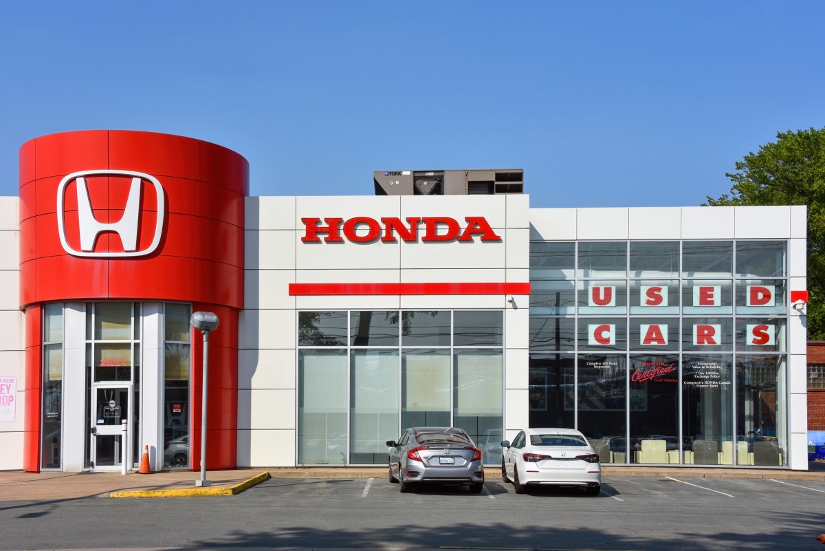 brotips's tweet card. Many automakers offer direct insurance but base rates on how you drive. Honda swears to protect your privacy.