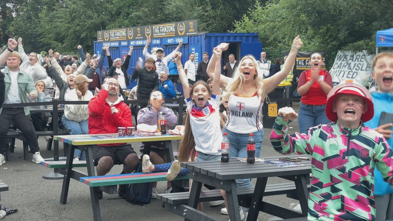 ITVborder's tweet card. "It's the best night of my life", say young fans in Cumbria reacting to Lionesses victory. | ITV News Border