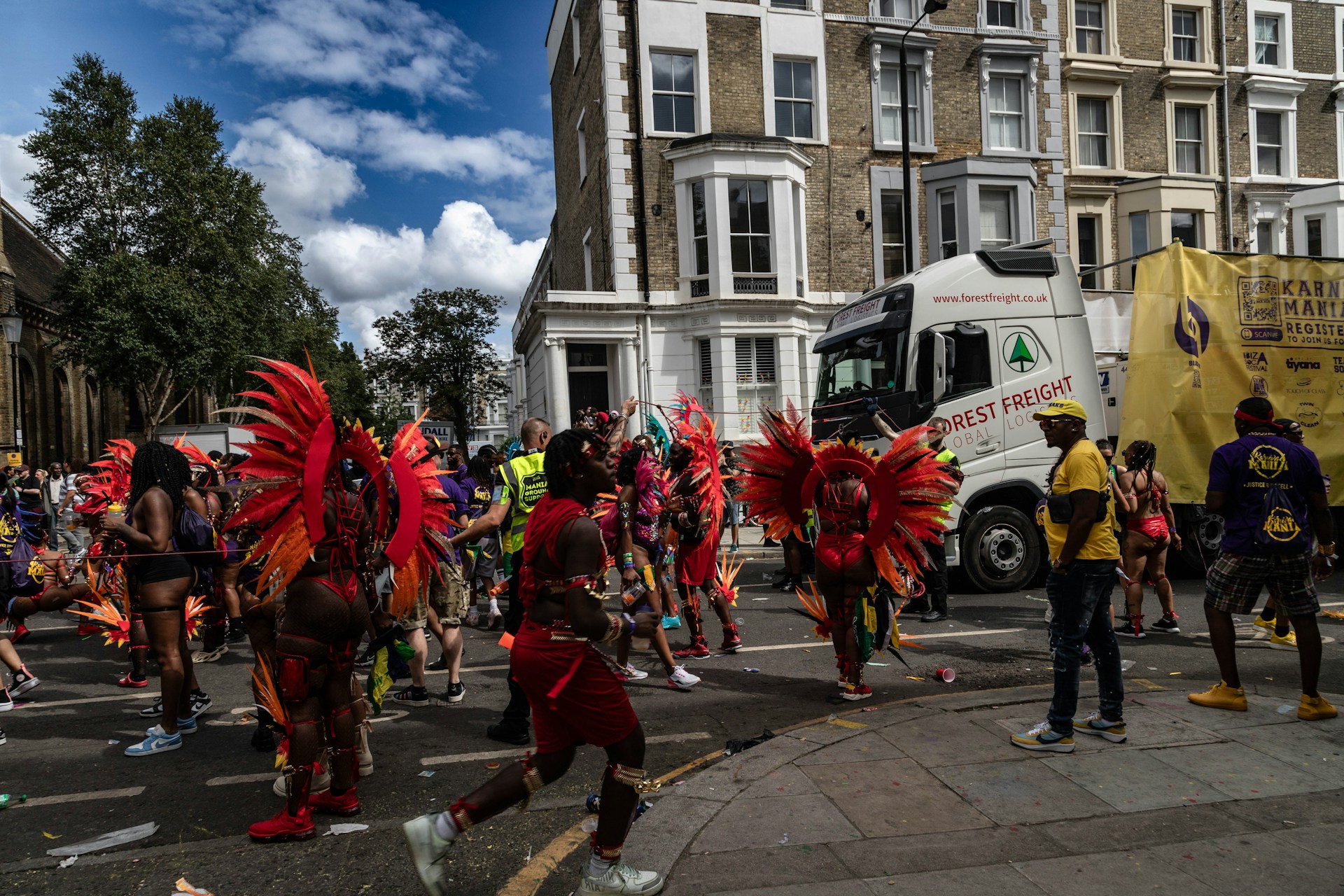 pocintech's tweet card. Facial recognition cameras will be used by the police at Notting Hill Carnival to scan for individuals who pose a public safety risk.