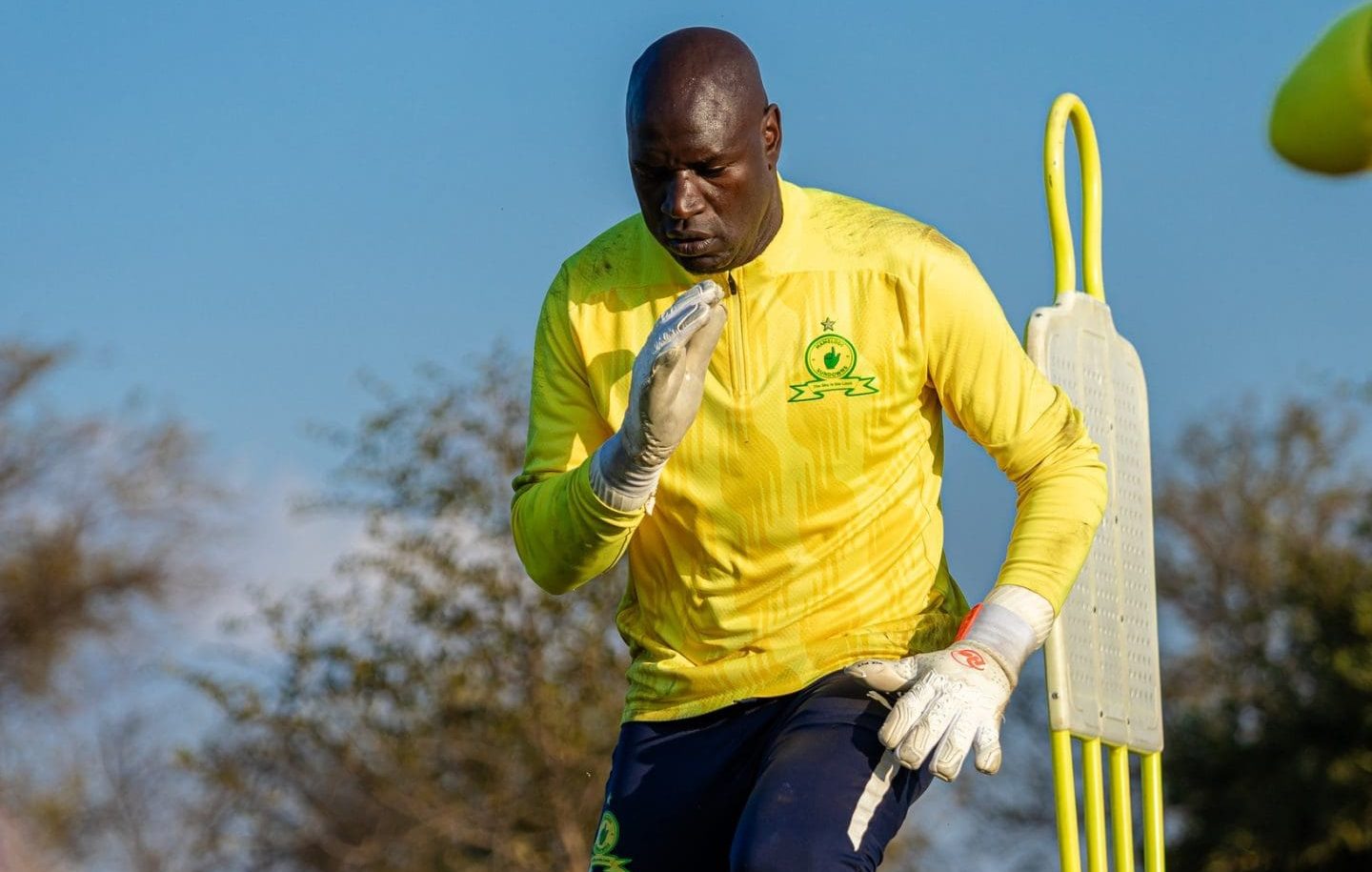 FARPostZA's tweet card. Mamelodi Sundowns’ Denis Onyango has left the club’s pre-season camp in Rustenburg to join Uganda for the upcoming CHAN tournament.