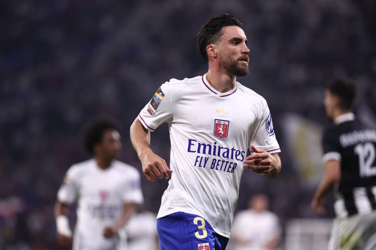 hugoguillemet's tweet card. INFO L'ÉQUIPE. Le champion du monde argentin Nicolas Tagliafico, dont le contrat à l'OL avait pris fin le 30 juin, va signer un nouveau bail de deux ans avec le club lyonnais dans les prochaines...