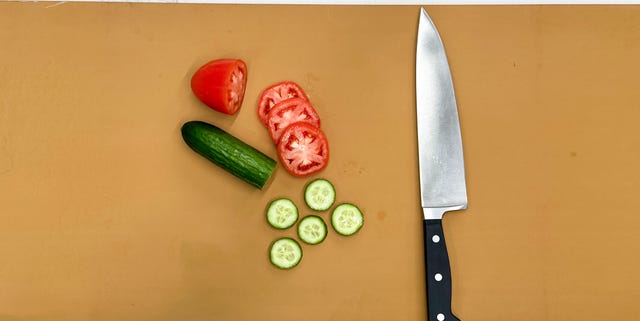 Delish's tweet card. Your knives will thank you.