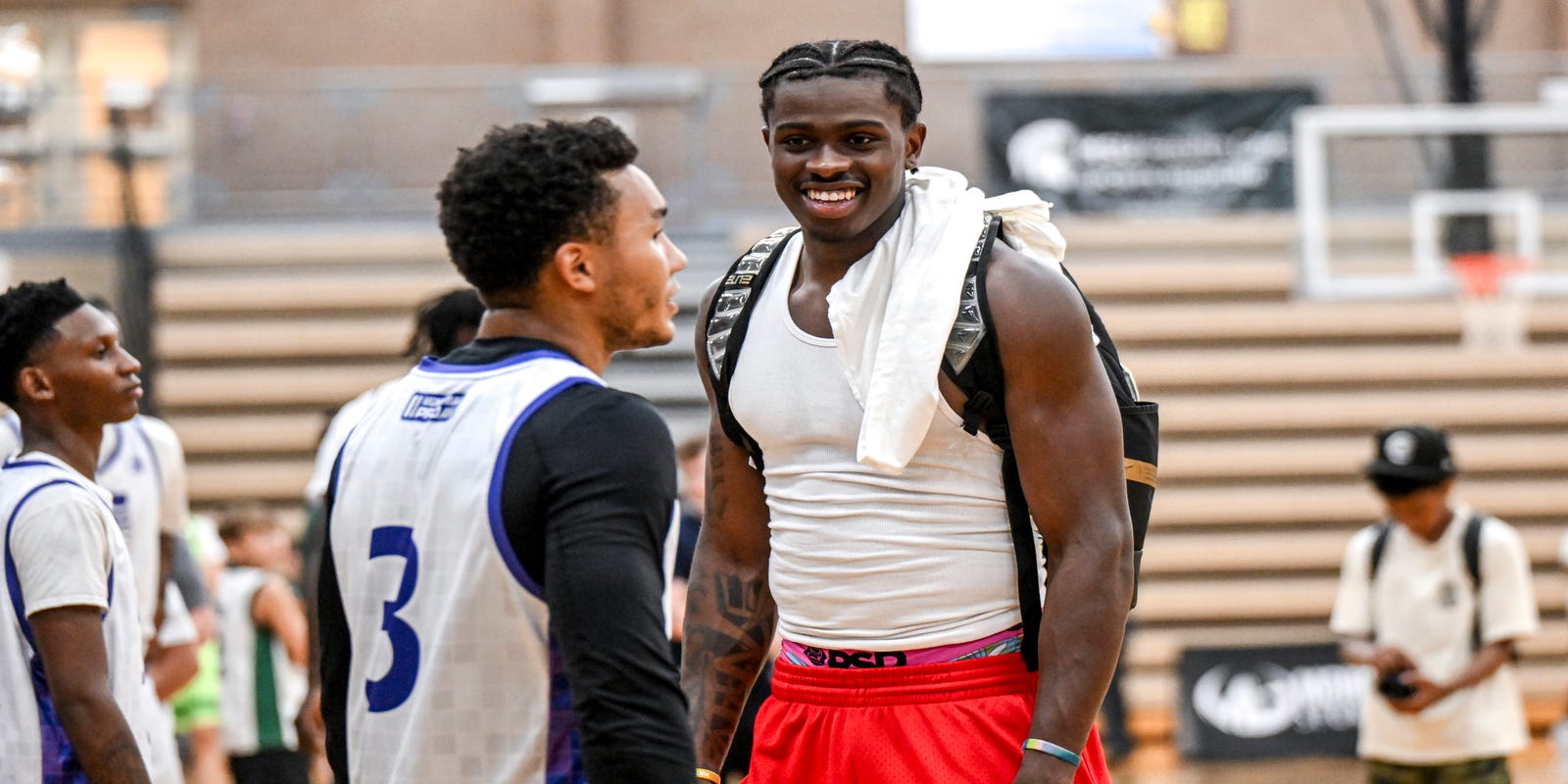 LSJNews's tweet card. Here's the schedule for the final week of the 2025 Moneyball Pro-Am — the playoffs. Plus, scoring leaders, top photos and a Coen Carr highlight video.