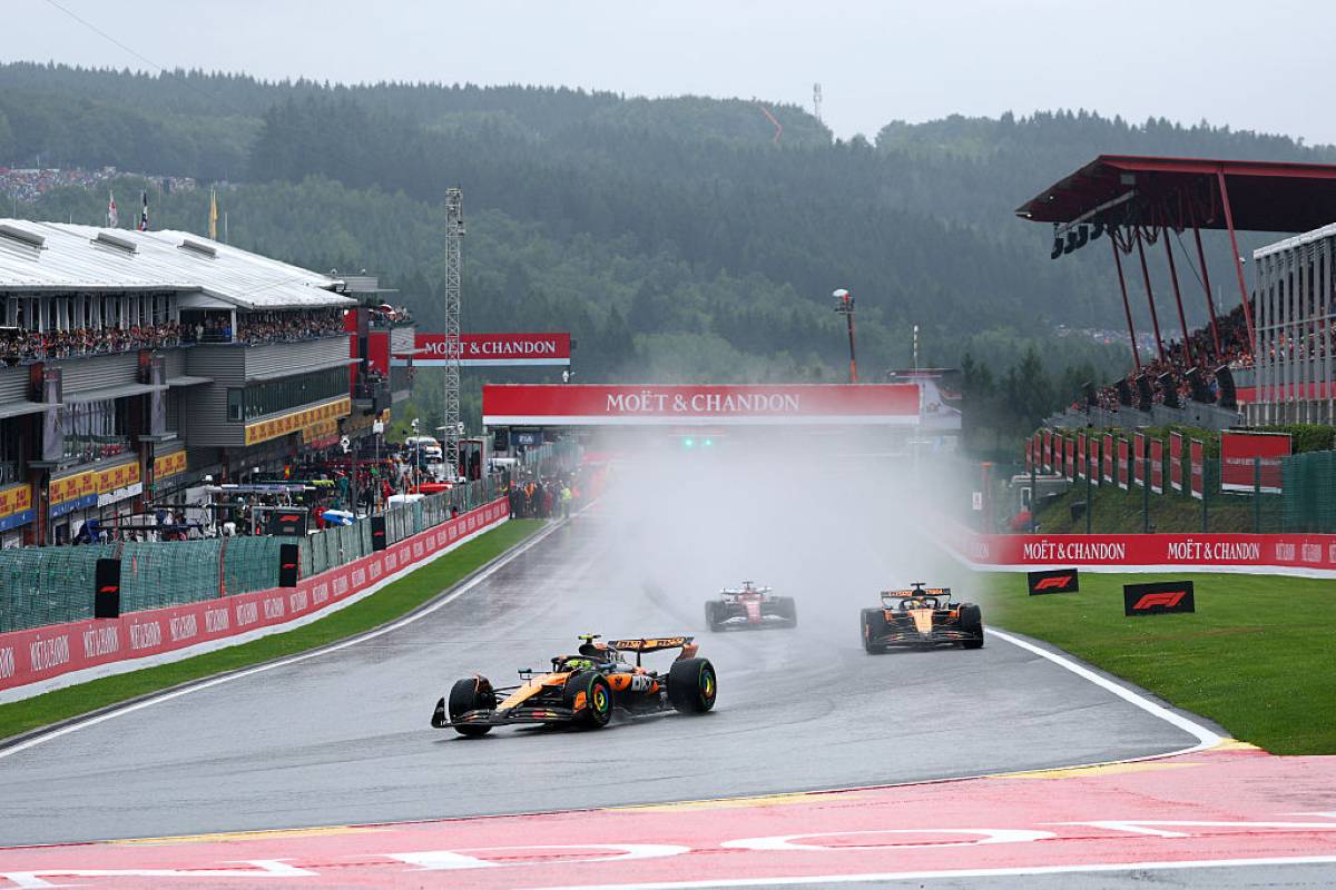 Fred__18's tweet card. Assetti opposti tra Leclerc e Hamilton, che funzionano, grazie anche alla nuova sospensione. I McLaren si scambiano ruoli e prevale Oscar