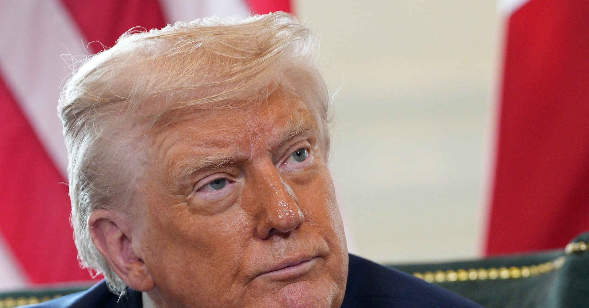 ReutersJapan's tweet card. トランプ米大統領は２８日、米国が先月攻撃したイランの核施設について、イラン政府が再稼働を試みた場合、新たな攻撃を命じる可能性があると警告した。