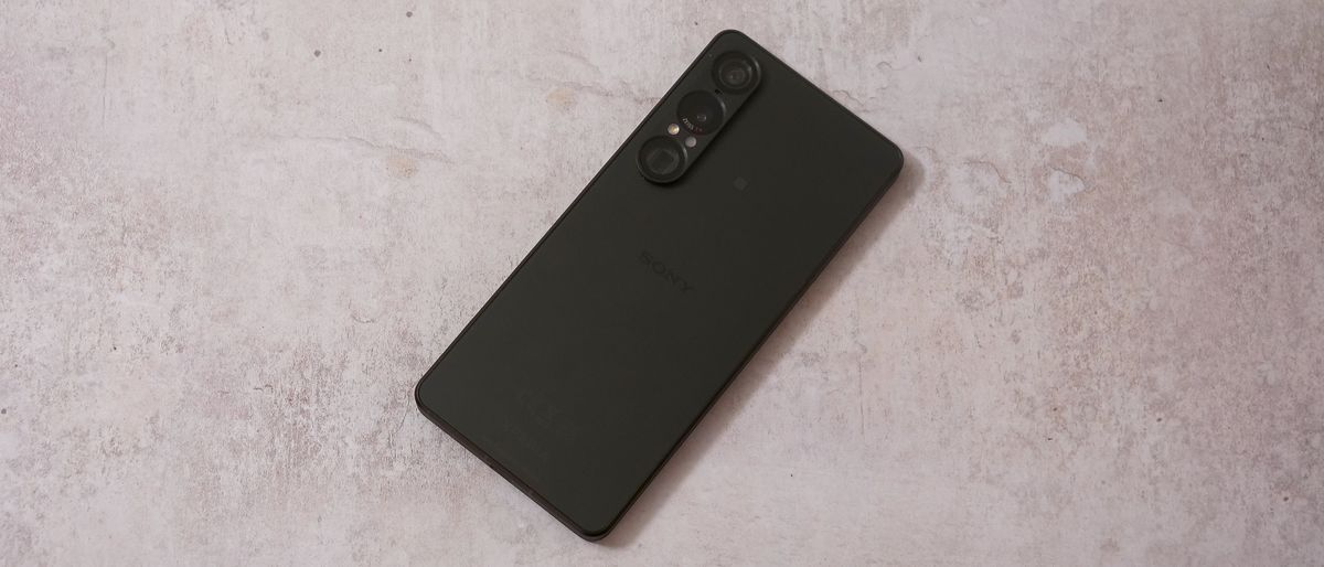 DigitalCameraW's tweet card. The Xperia 1 VII fails to capture the magic of Sony's cameras despite its trademark high price, but purists might still prefer it to AI-heavy alternatives