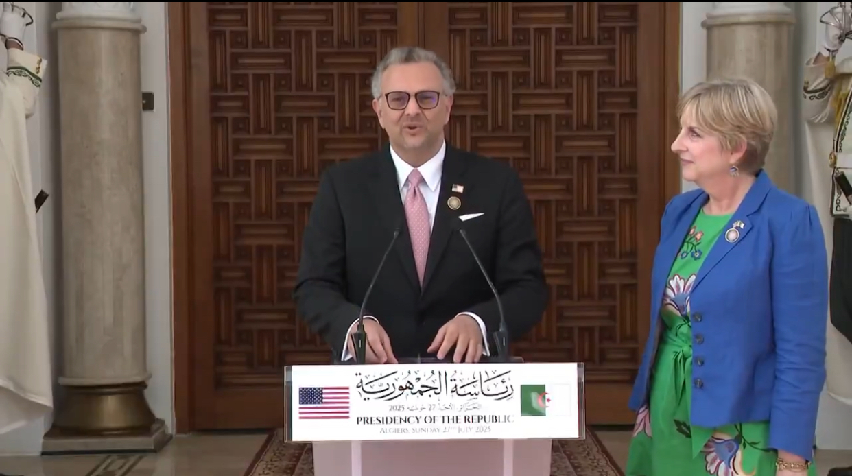 barlamanefr's tweet card. Cette tendance à attribuer aux partenaires étrangers des positions qu’ils n’ont jamais exprimées s’était déjà illustrée quelques jours plus tôt lors de la visite à Rome d’Abdelmadjid Tebboune, reçue...