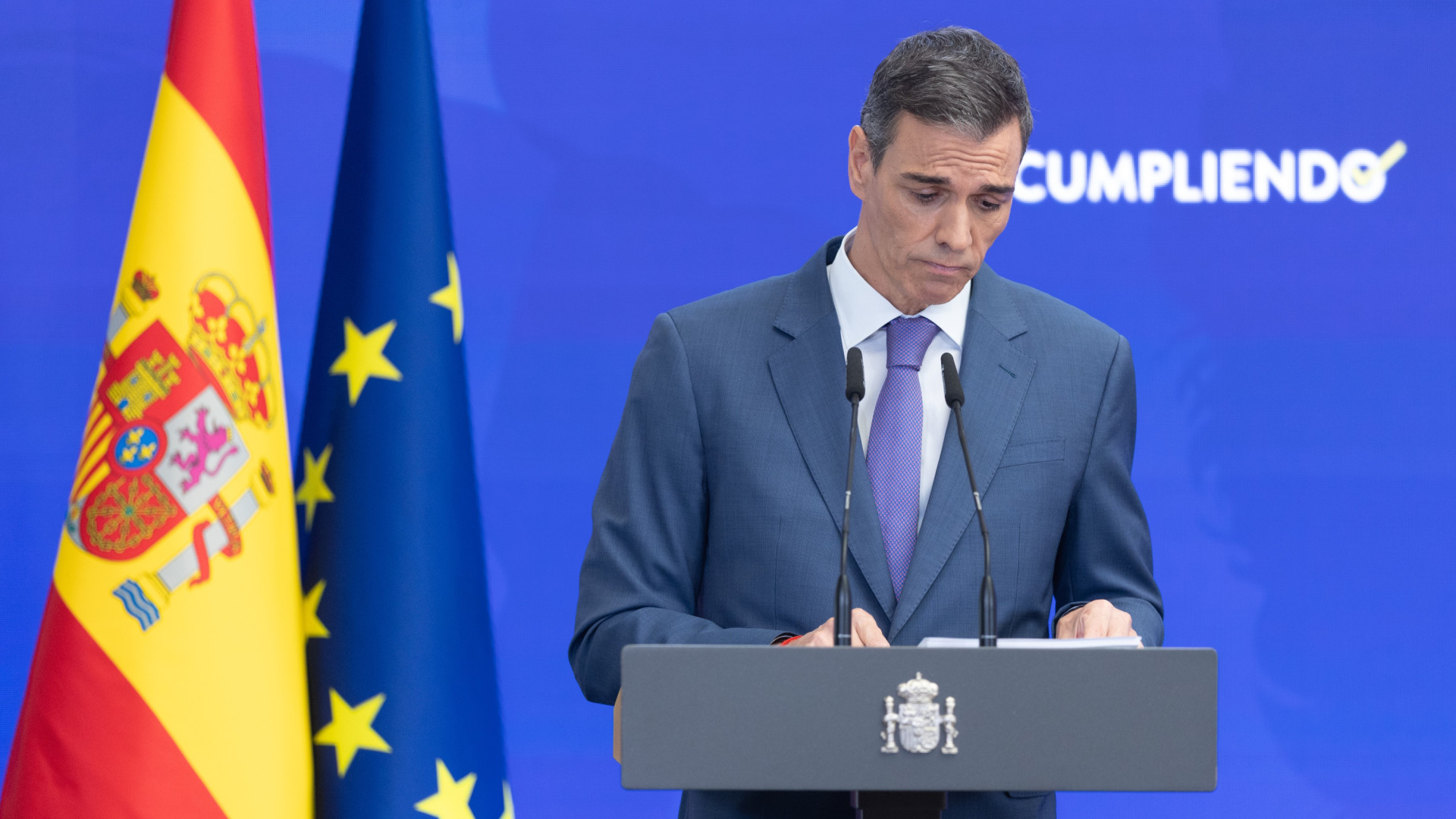 TRECE_es's tweet card. La encuesta de 'El Cascabel' pregunta a sus espectadores, este lunes, si creen que los datos de empleo "demuestran que la economía española sigue creciendo de manera muy fuerte"