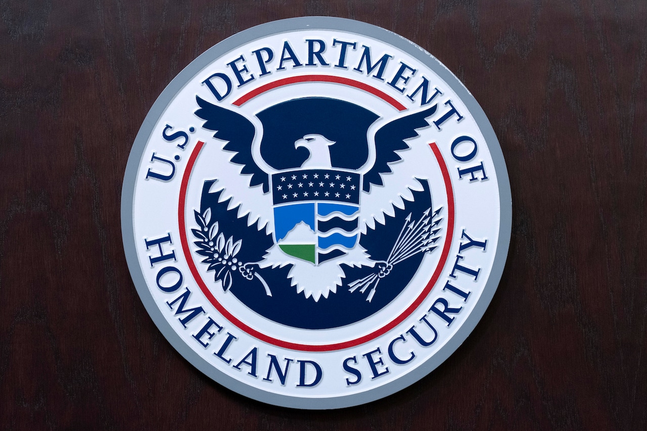 siadvance's tweet card. The U.S. Department of Homeland Security plans to take away TPS status from immigrants from three countries.