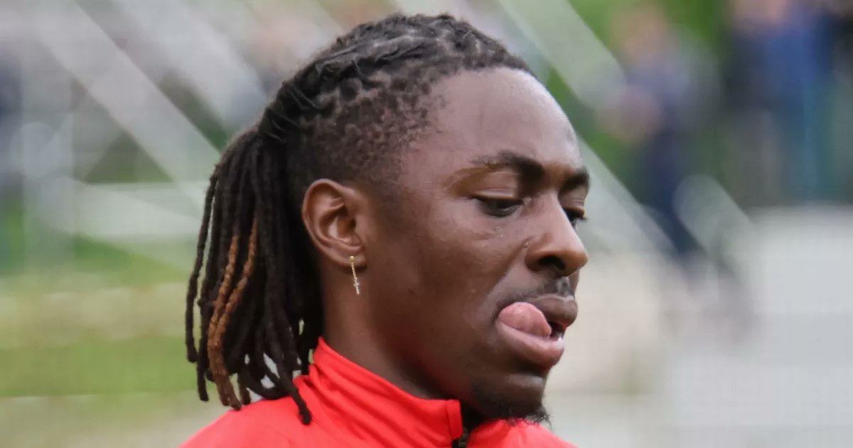 ArsenalFC_fl's tweet card. Arsenal are understood to be prioritising Crystal Palace playmaker Eberechi Eze this summer transfer window after finally completing the signing of Viktor Gyokeres