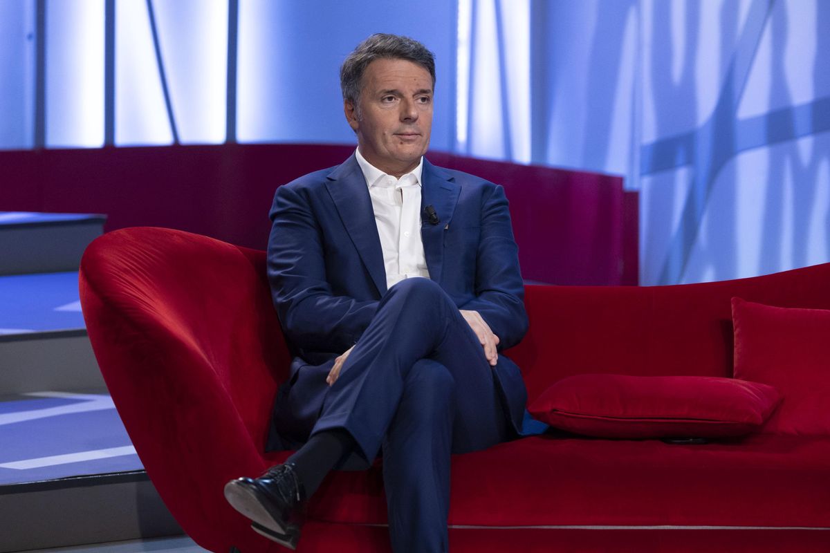 LaVeritaWeb's tweet card. Per la Consulta, il limite a 240.000 euro voluto dal governo Renzi è illegittimo. Torna in vigore il meccanismo di Monti. A goderne saranno soprattutto i magistrati.Rottamatore, ma a casaccio. La...