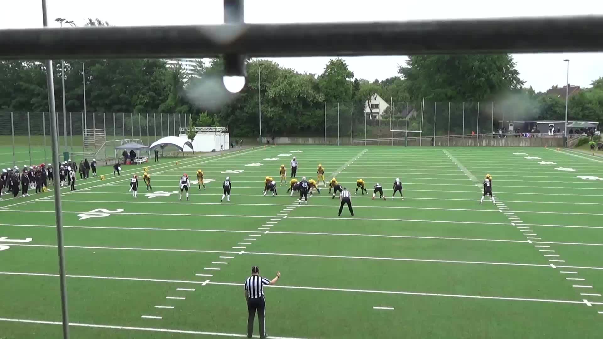 riedel_junior's tweet card. Elmshorn Fighting Pirates