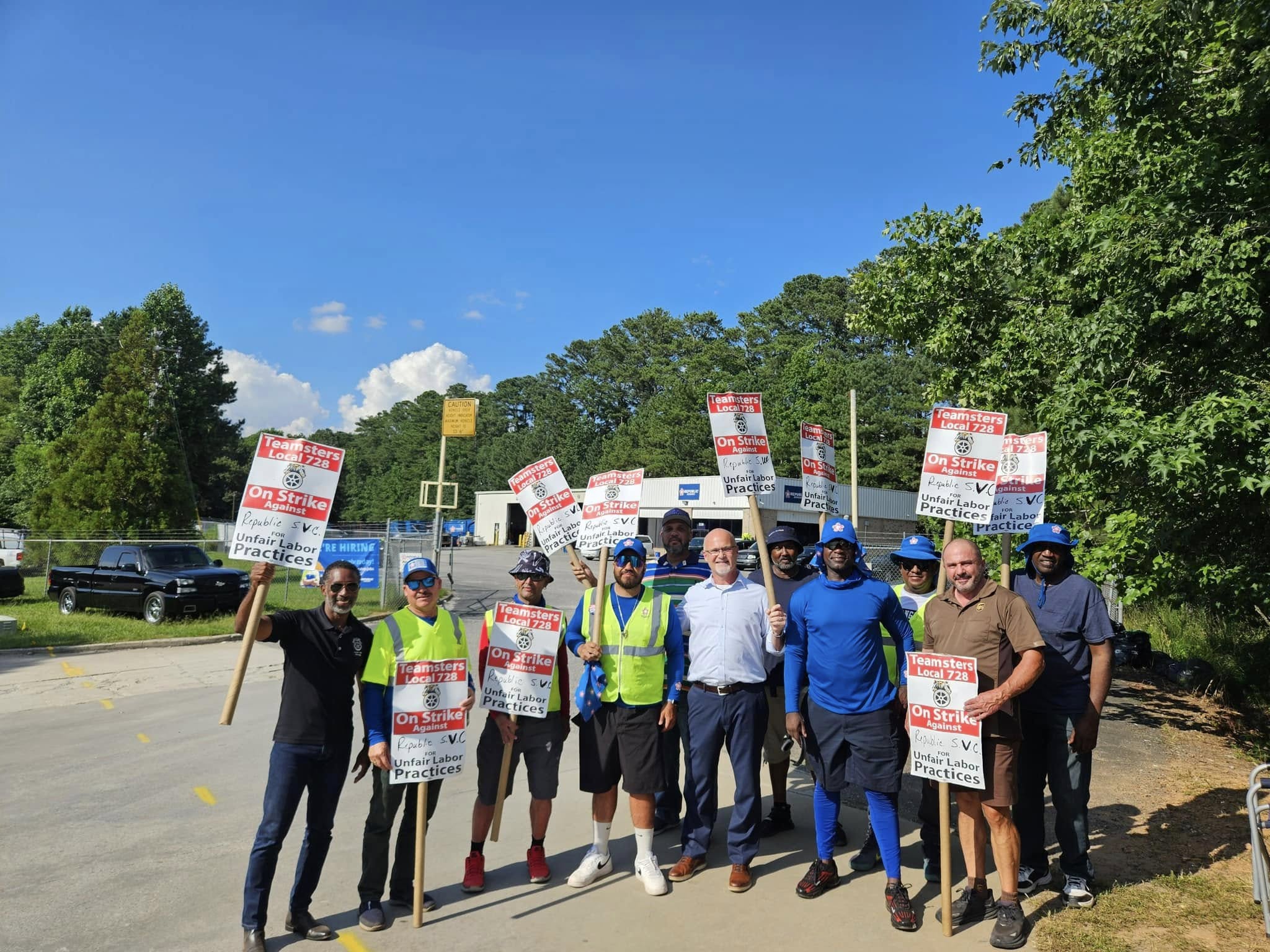 alemzs's tweet card. Negotiations resume Tuesday. Meanwhile, the 33 workers at Republic Services’ Cumming facility will keep picketing. 