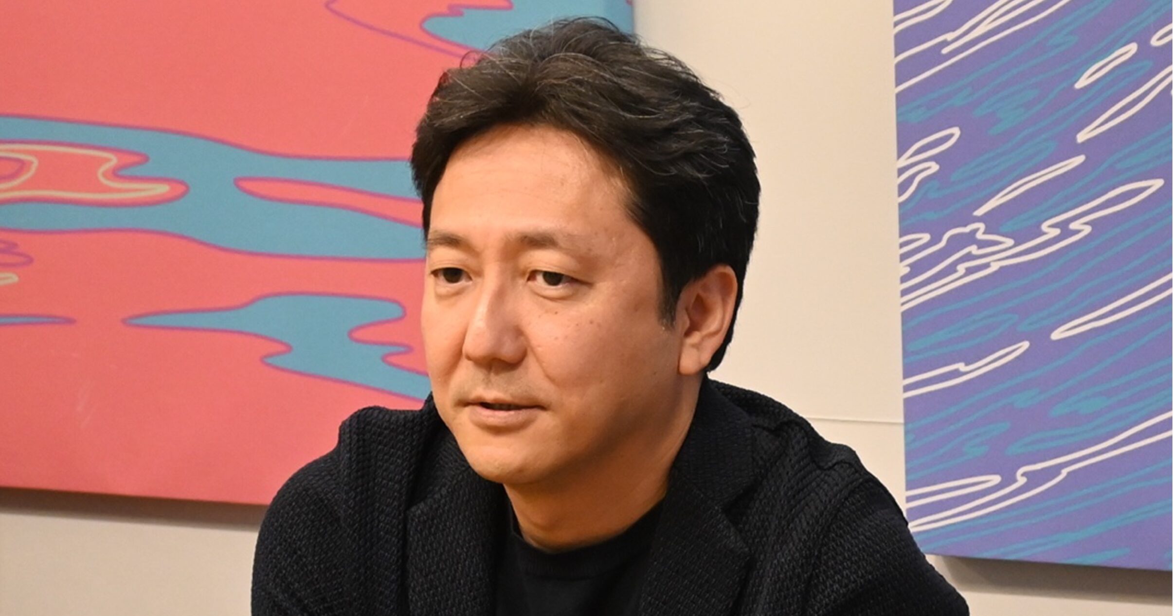 jidountenlab's tweet card. 日本最大手のタクシー配車アプリ「GO」の広告に関し、掲載継続の条件として「ライドシェアの記事削除」が一部メディアに広告代理店を通じて通知された件が、波紋を広げた。今回は単独取材により、中島宏社長に騒動が起きた経緯や背景について独白してもらった。