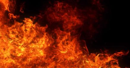 KVOA's tweet card. TUCSON, Ariz. (KVOA) - A structure fire remains an active incident near Benson Hwy and Country Club, with the Fire Marshal en route to the scene.