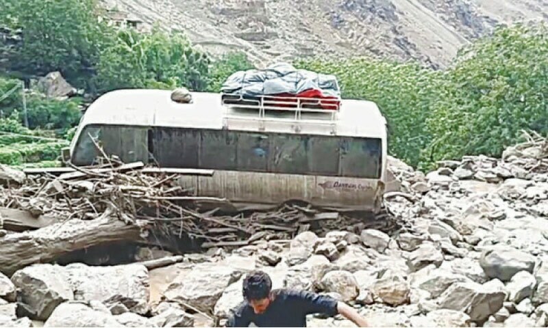 jamilnagri's tweet card. Hundreds rescued, many sheltered by locals; 8 tourist vehicles swept away by floods; portion of KKH damaged.