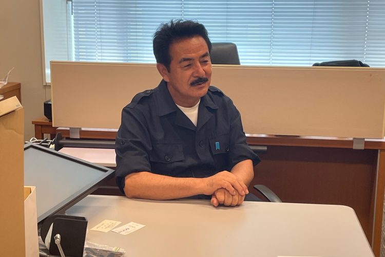 junchann0202's tweet card. 　参院選では「日本人ファースト」を掲げる参政党が躍進する一方、大敗した自民党では保守派の落選が相次いだ。保守派候補たちは、なぜ新興勢力の「日本人ファースト」に敗れたのか。