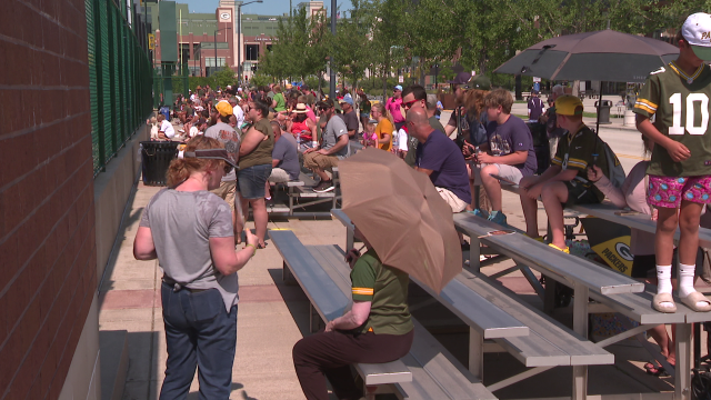 WFRVLocal5's tweet card. GREEN BAY, Wis. (WFRV) – Monday’s temperature was highest of the past 12 days, with many people trying to enjoy the weather, especially to watch day 5 of the Packers training camp. Many…