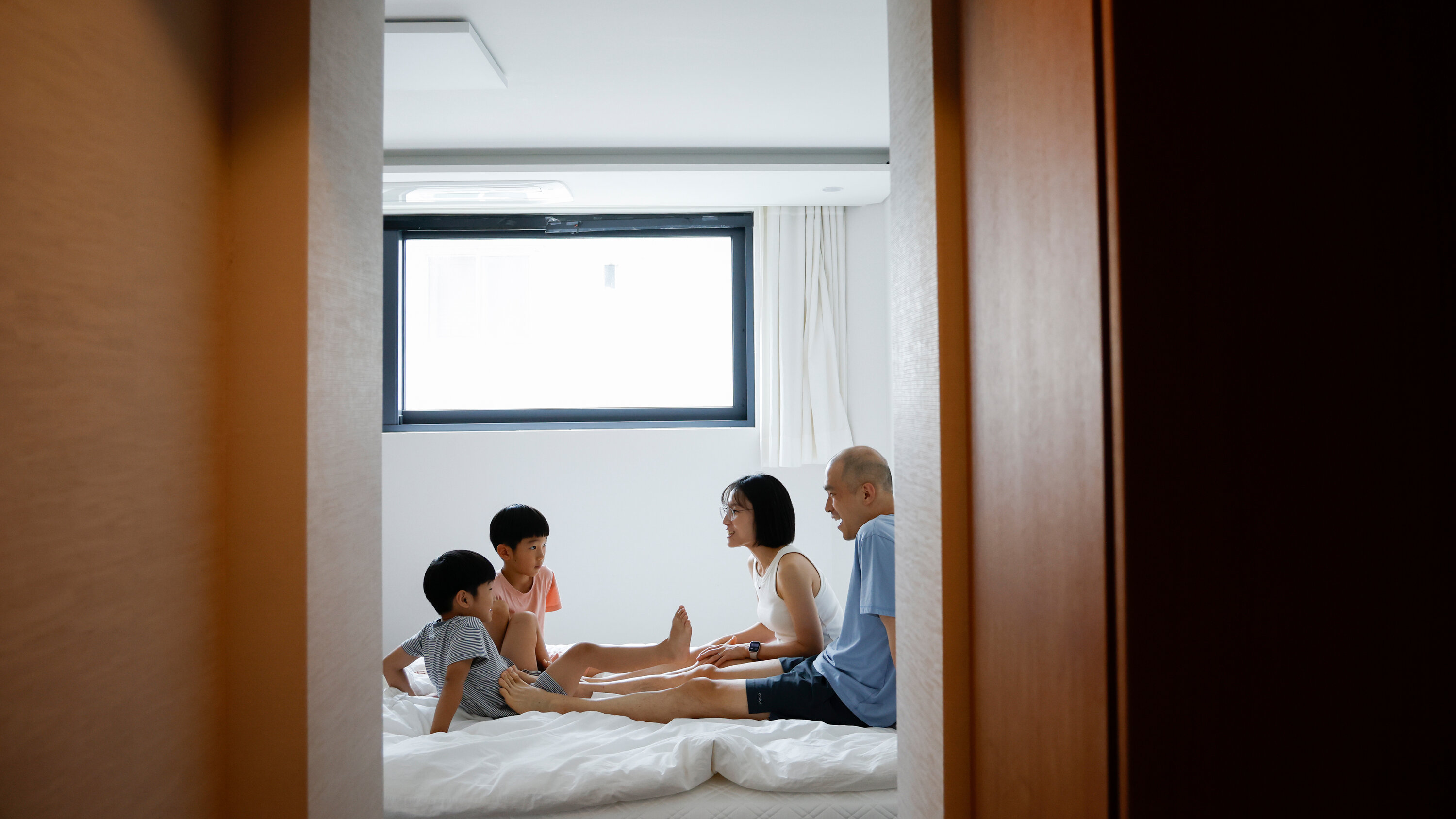 ShotaHatakeyama's tweet card. Bed sharing tends to be unpopular and contentious in the United States. But in many Asian countries, the question is often not whether to do it, but when to stop.