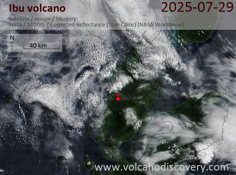volcanodiscover's tweet card. Ibu volcano, Halamhera island / Indonesia, volcano news