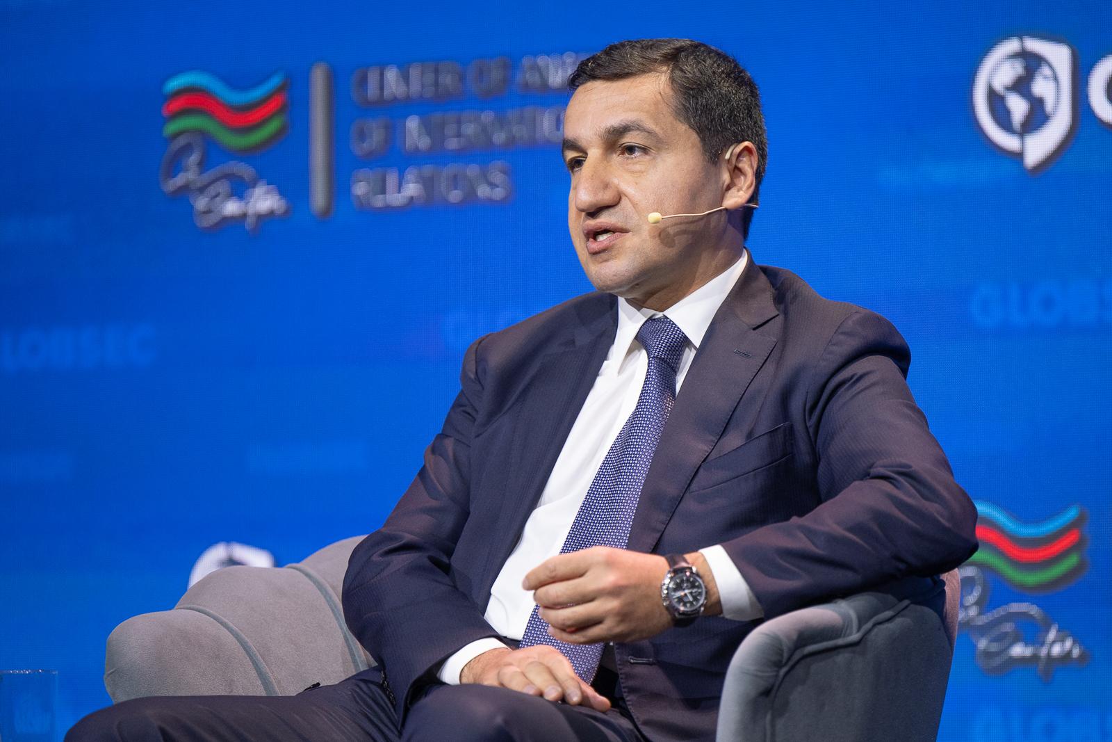 HikmetHajiyev's tweet card. Sme pripravení prispieť dodávkami nášho plynu k zvýšeniu energetickej bezpečnosti Európy, od Únie však očakávame dlhodobé záväzky, tvrdí v rozhovore pre HN Hikmat Hajiyev, asistent azerbajdžanského...