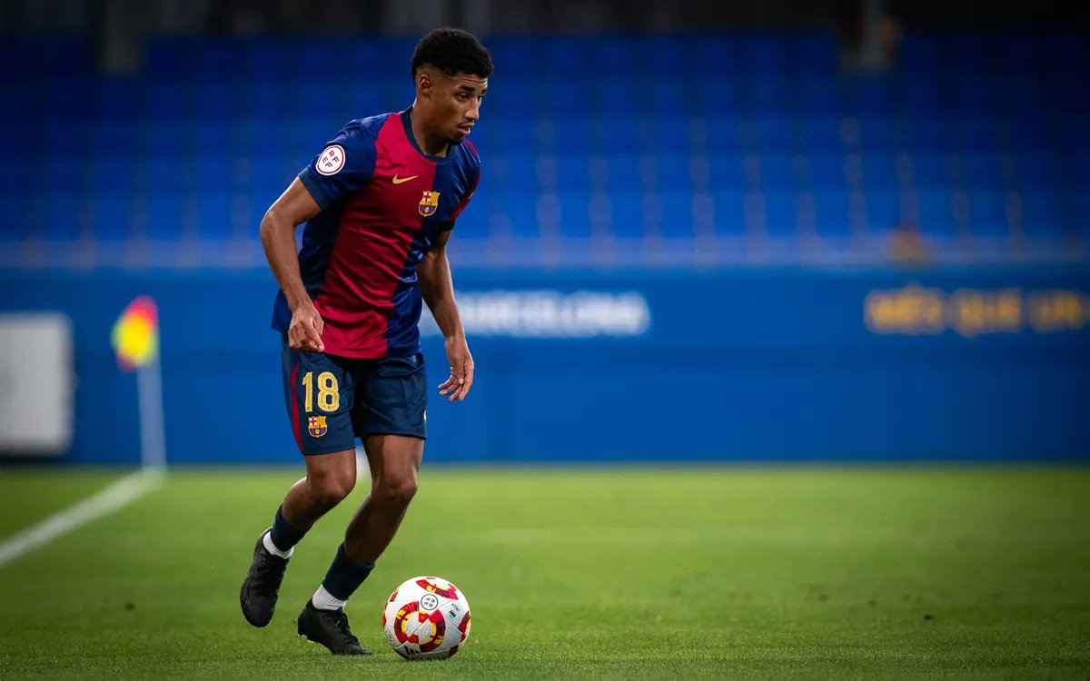 FondoSegunda's tweet card. El FC Andorra estaría preparando un nuevo trasvase de talento desde La Masía hacia el Principado con la juventud y el desequilibrio como principales armas.