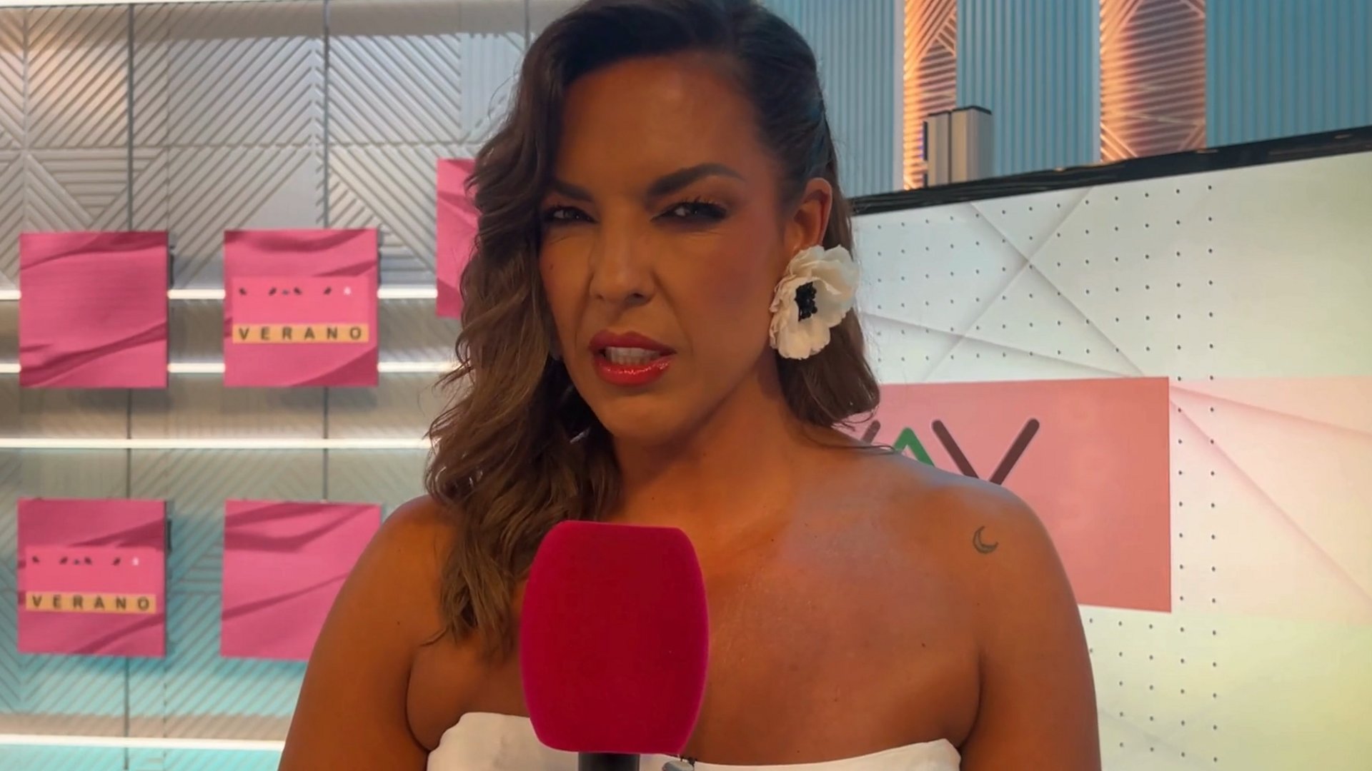 vamosavert5's tweet card. La repentina muerte de Michu, exnuera de José Ortega Cano , ha dejado un escándalo abierto que por estos días se dirime en los platós de televisión.