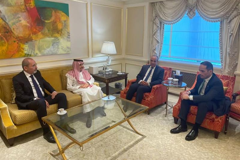 ahramonline's tweet card. Foreign Minister Badr Abdelatty held a meeting with his Qatari, Saudi, and Jordanian counterparts, during which they expressed a strong alignment in their visions and a unified position, as well as a...