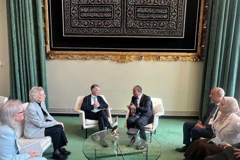 ahramonline's tweet card. Minister of Foreign Affairs Badr Abdelatty urged pressuring Israel to halt its genocidal war and policies of starvation and blockade of the Gaza Strip during his meeting with the leaders and members...