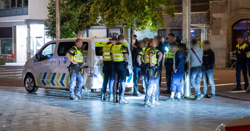 Gewelddadige beroving op Stationsplein in Haarlem