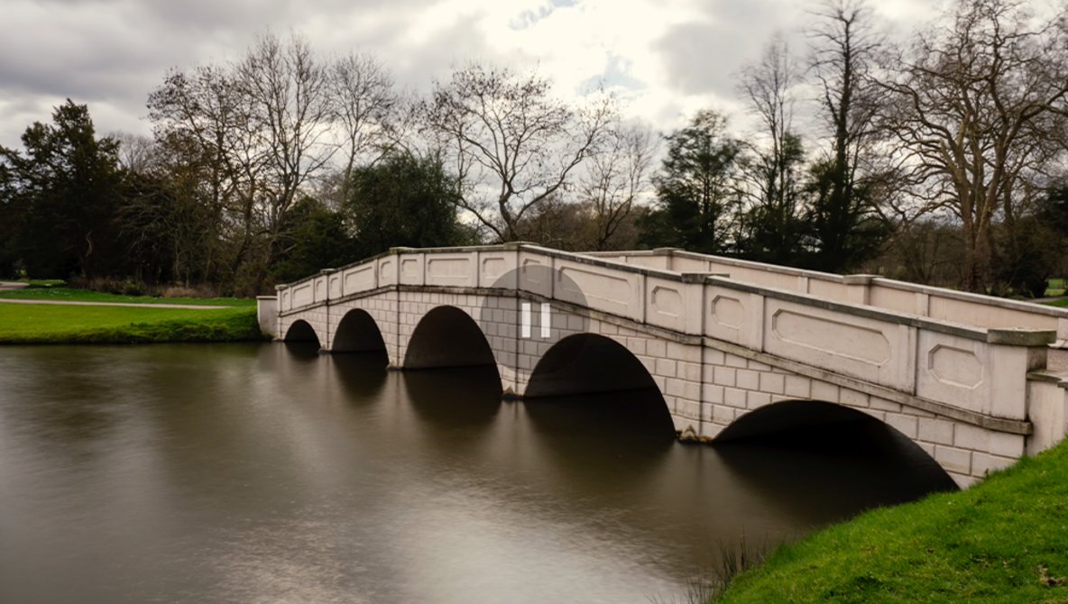 hackographycom's tweet card. Micro Four Thirds (MFT) systems continue to be a compelling choice for many photographers and videographers, despite the industry's lean towards larger sensor formats. The affordability, compactness,