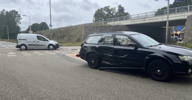 Flinke schade bij aanrijding op kruising N34 bij Ane