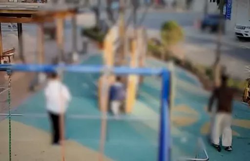 wordkorean_com's tweet card. 8-Year-Old Boy Saved by Quick Actions of Middle School Students and Police Officers