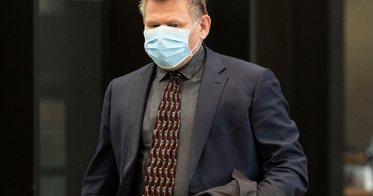 propublica's tweet card. Retired officer Jeffrey Kriv acknowledged repeatedly lying under oath to avoid paying dozens of speeding and other traffic tickets. Prosecutors have dropped at least 92 cases in which Kriv was a key...