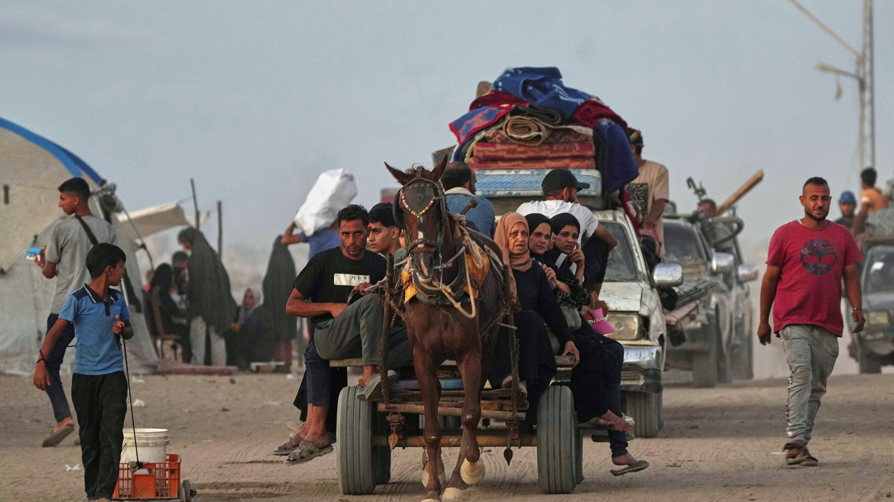 peterbakernyt's tweet card. Interviews in Gaza suggest wide support for a proposal that calls for an immediate end to a war that has brought immense civilian suffering.