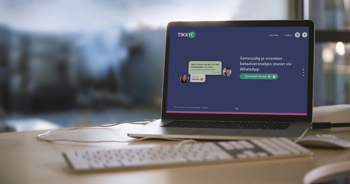 carolienhoog's tweet card. De Fraudehelpdesk waarschuwt voor oplichters die de betaal-app Tikkie van de ABN-Amro nabouwen. Daarmee hengelt het internetgespuis gegevens binnen waarmee ze bankrekeningen van hun slachtoffers...