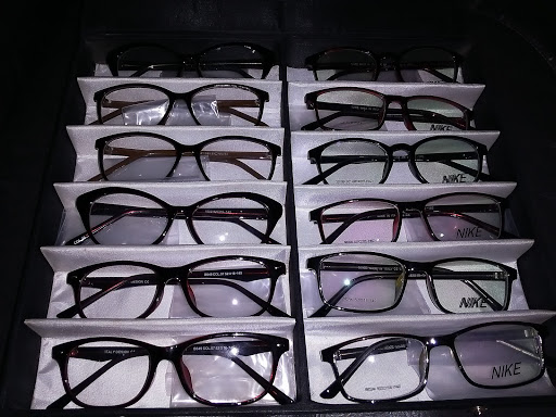 packwith_int's tweet card. Kacamata trendi dng lensa uv 420 coating blue zeis IDR 345,000