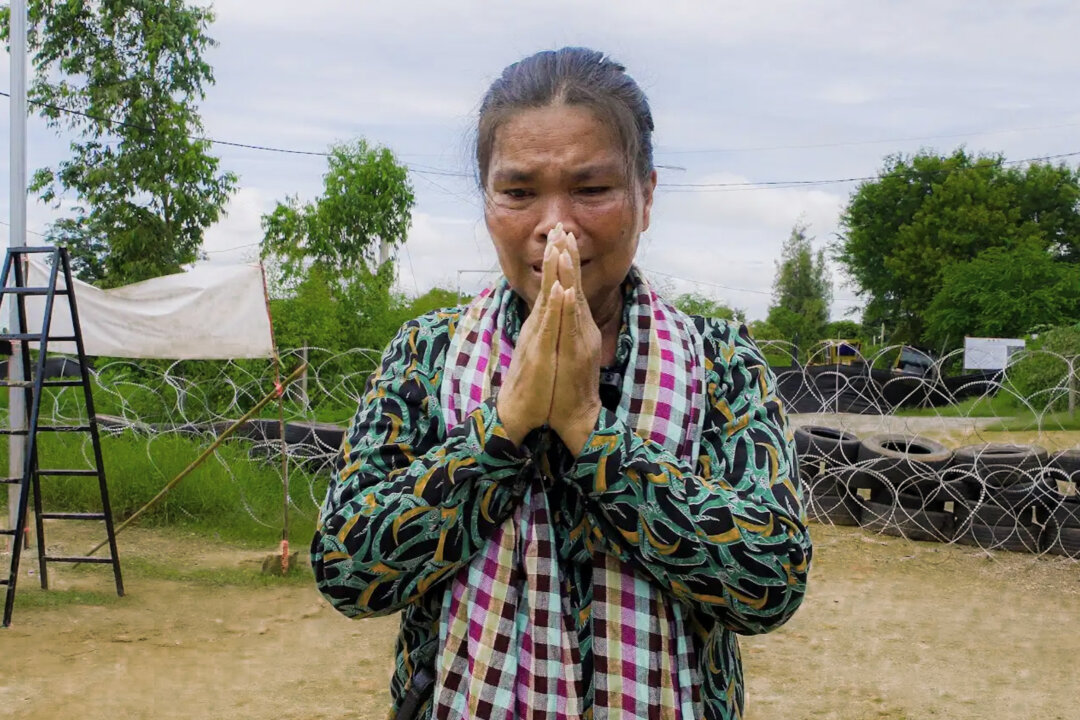 MichaelBAlfaro's tweet card. The true cost and real casualties of Thailand and Cambodia’s border conflict up close.