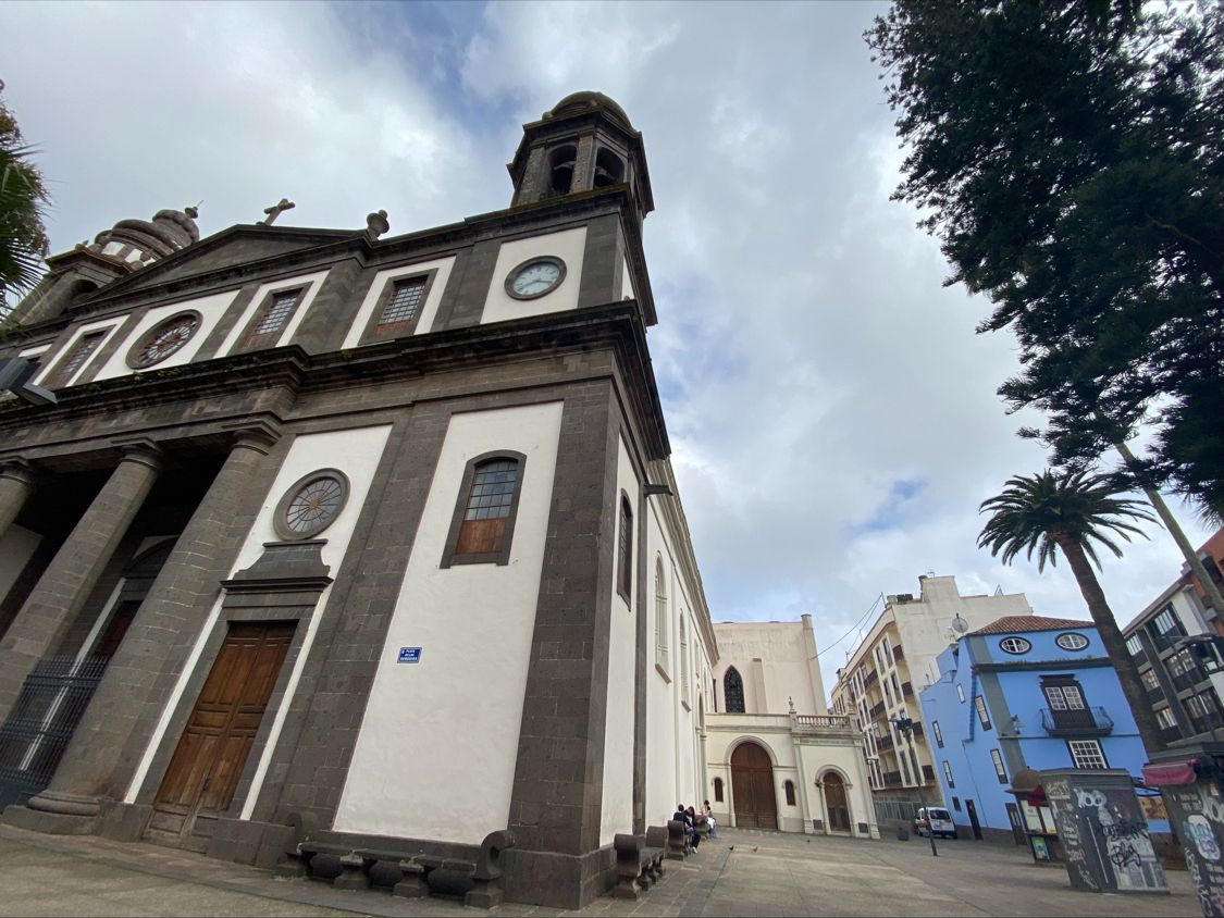 duyarra's tweet card. Qué ganas tenía de volver a Tenerife. Esta vez, de la mano de ICJCE Tenerife Auditores para impartir formación de #ExcelModerno Gracias por la invitación!