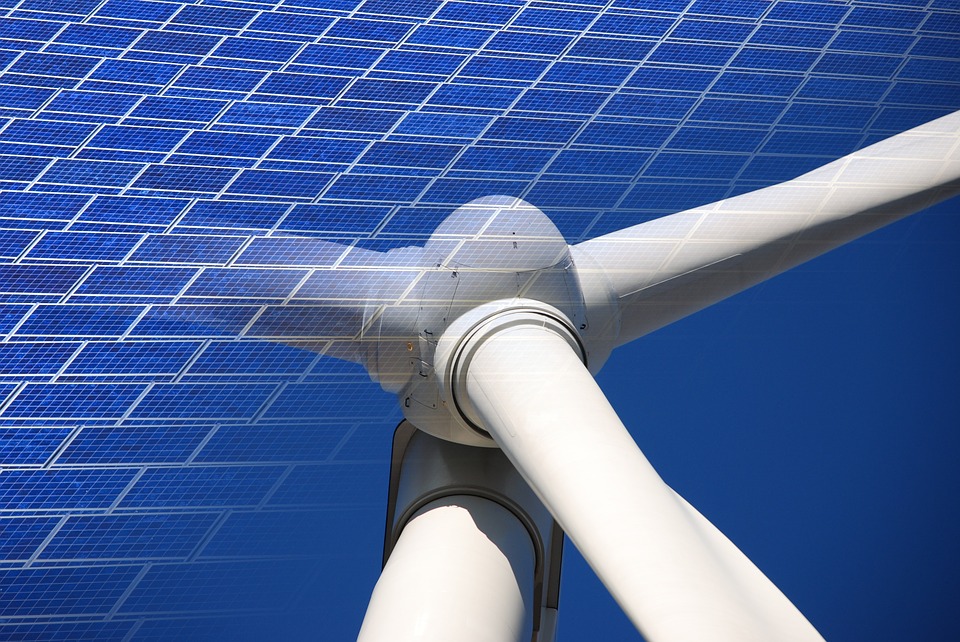ForABetterGrid's tweet card. While a government report suggests keeping coal units online and adding gas units to meet electricity demand, a GridLab and Telos Energy study suggests that building and connecting clean energy...