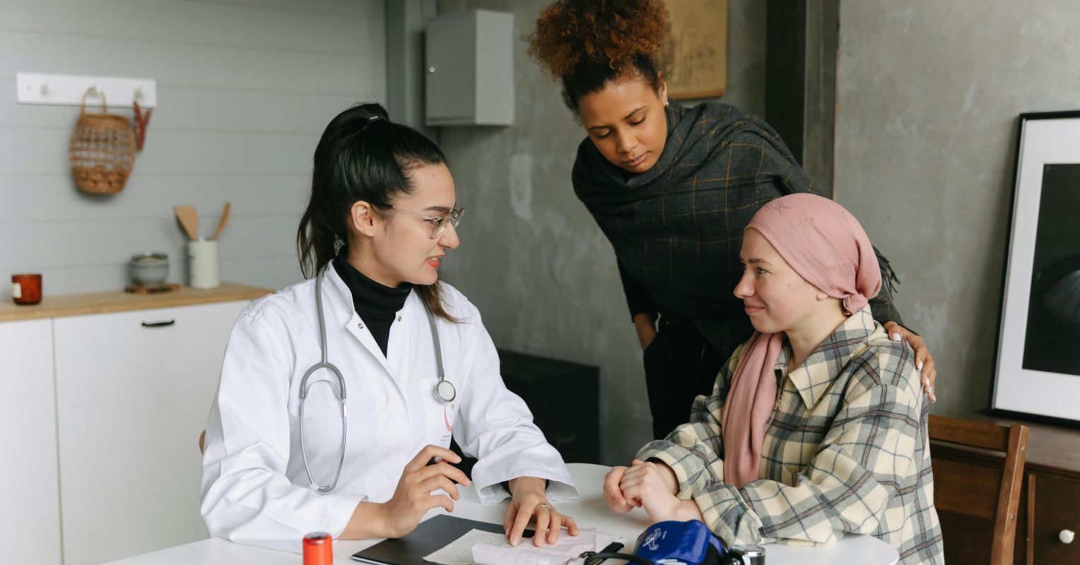 DocApplebaum's tweet card. Navigating healthcare communication is one of the most important – and stressful – responsibilities family caregivers have. These tips can help.
