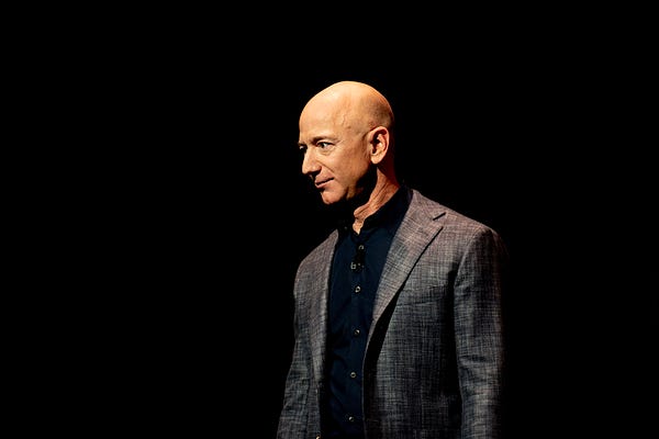 semSciences's tweet card. Jeff Bezos’s morning routine has long included the one-hour rule. New neuroscience says yours probably should too.